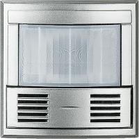 ������ �������� KNX Axolute �� ��������� 180����. 8� IP41 �������� BTC Leg HC4658KNX