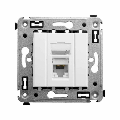  1- RJ-45  .5e Avanti " "  4400463
