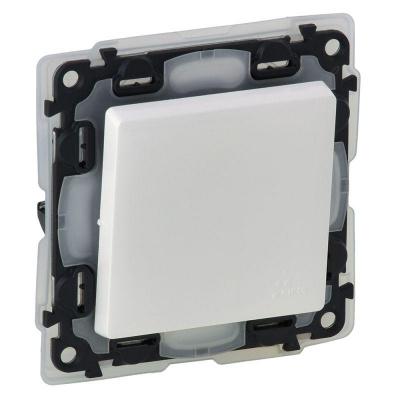  . Valena Life 6 250   ;   IP44 . Leg 752171