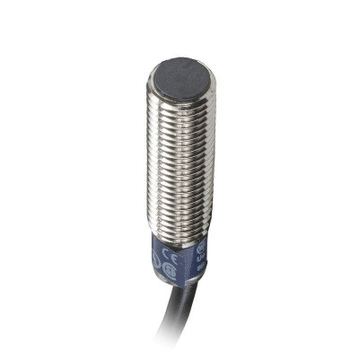   . M8 12-24 DC SchE XS108B3PAL2