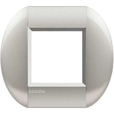  1- LivingLight  . Leg BTC LNB4802TE