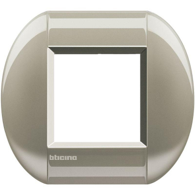  1- LivingLight   Leg BTC LNB4802TC